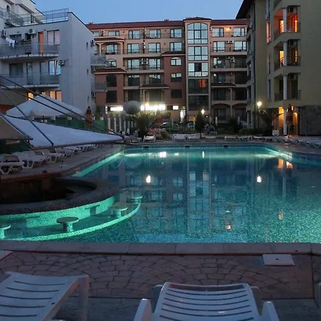 Sb In Royal Dreams Complex ساني بيتش